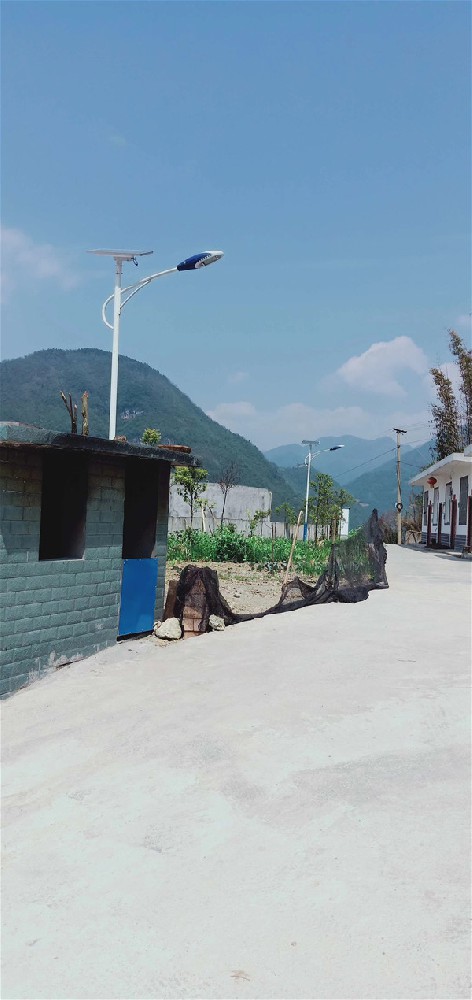 樂山(shān)金口河太陽能(néng)路燈